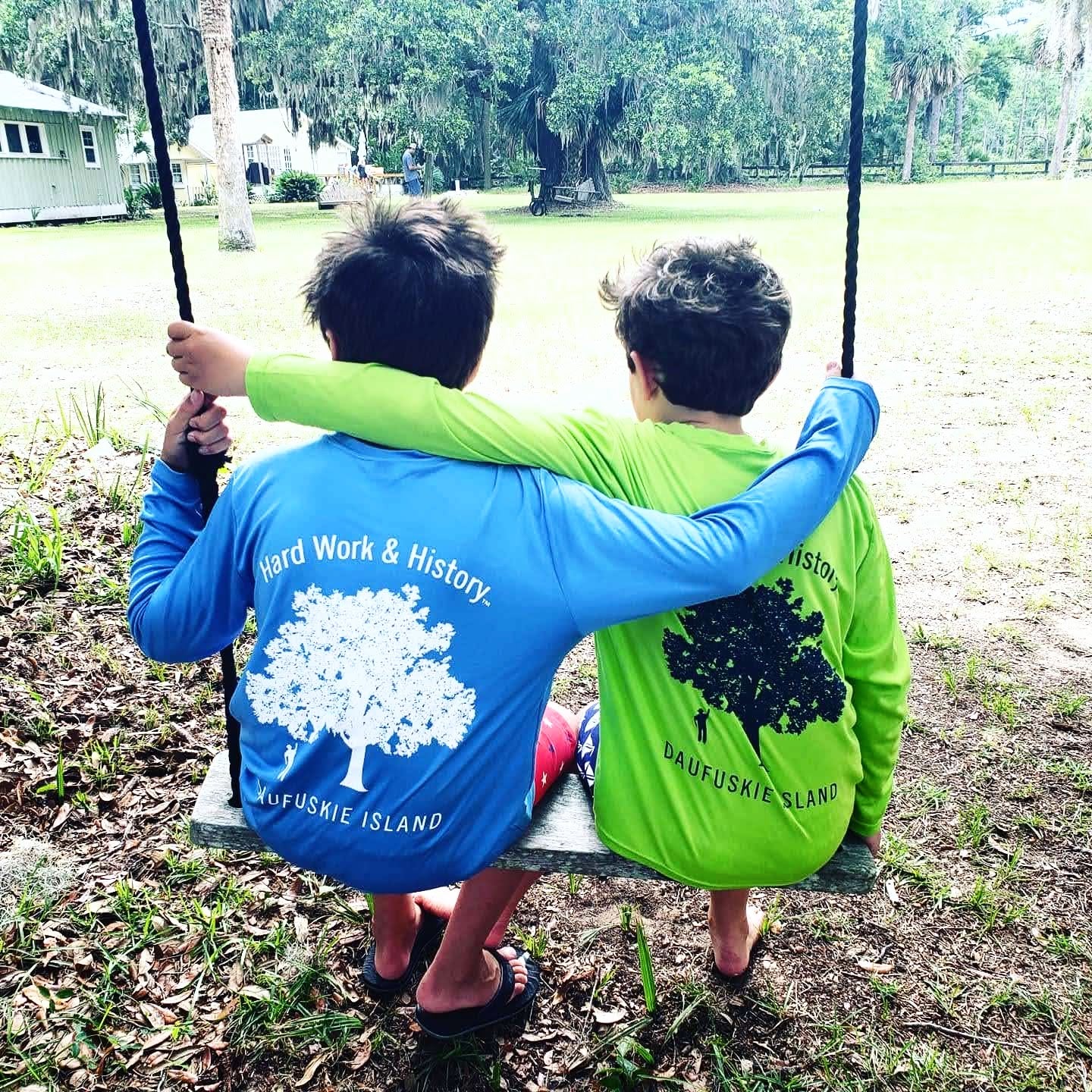 Youth Long-Sleeve Dri-Fit SPF 50 : Otis & The Oak